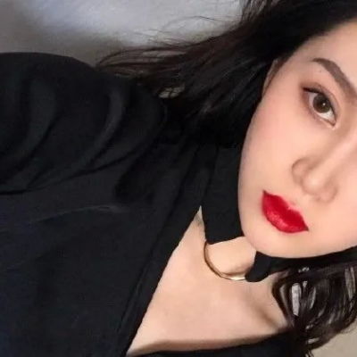 菠菜，挑深绿叶厚的
