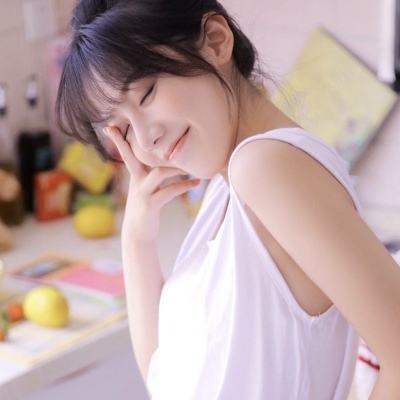四川成都：中欧班列拉来“洋年货”